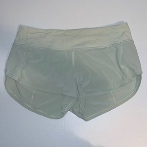 LuLuLemon Speed Up Shorts